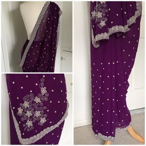 🔹Beautiful pearl bead work saree / Sari